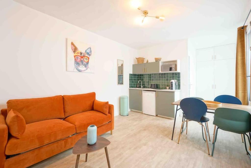 Grand Boulevard, Opera, 1 2 A 4p Appartement *